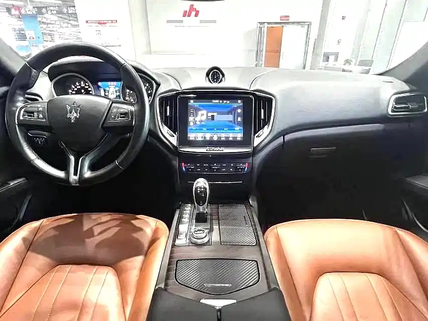 MASERATI GHIBLI
