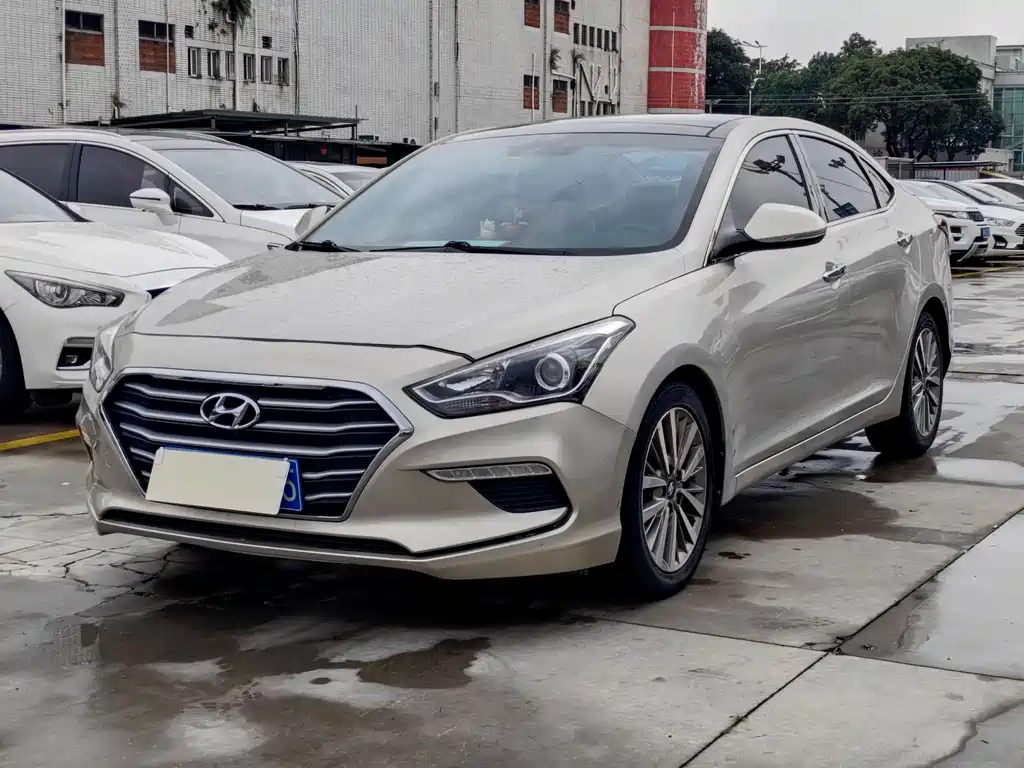 Купить Hyundai Mistra