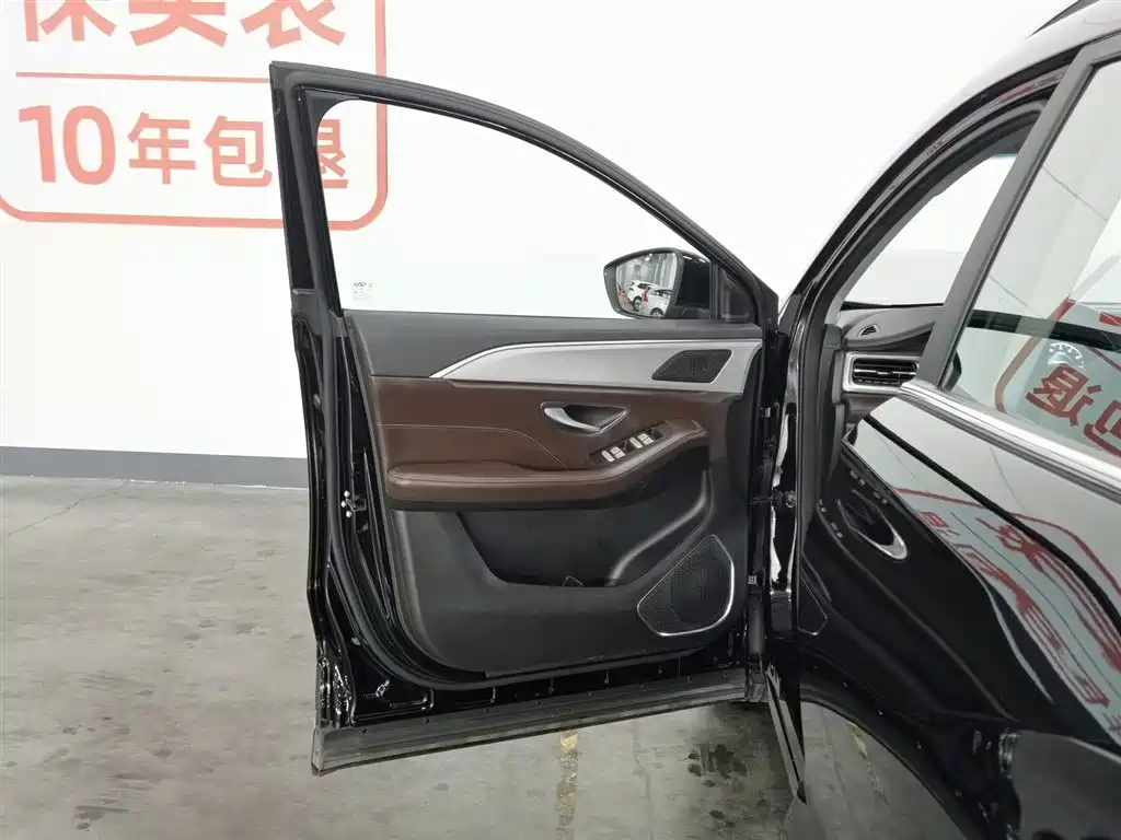 JETOUR X90 PLUS 2021 1.6TD DCT 5 мест