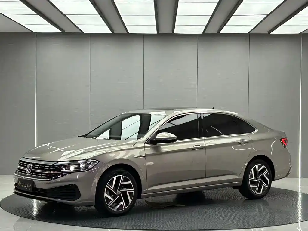 Volkswagen Sagitar 2022