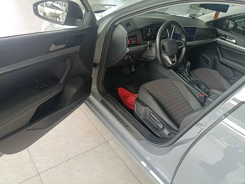 Volkswagen Lavida — миниатюра 16