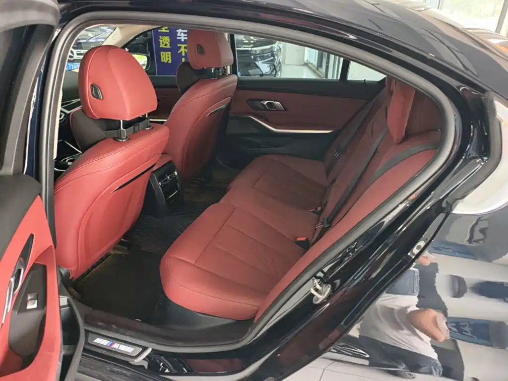 BMW 3 Series — миниатюра 17