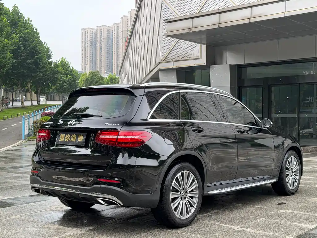 Mercedes-Benz GLC 2017 GLC 260 4MATIC