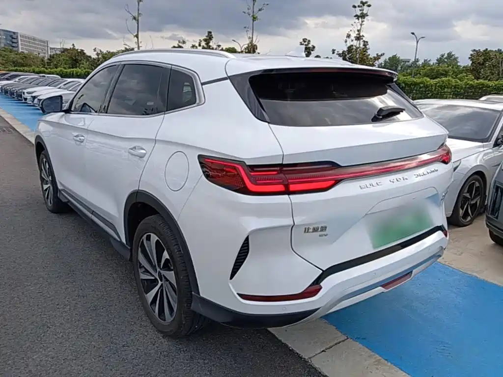 BYD PLUS New Energy — миниатюра 5