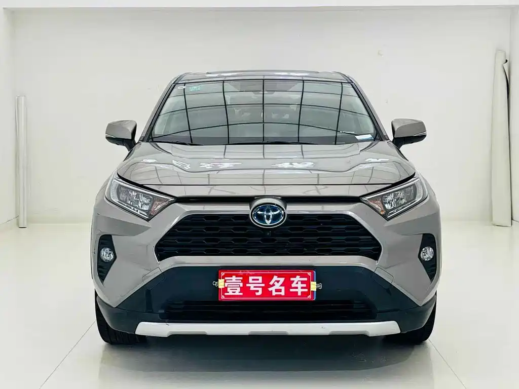 Toyota RAV4 — миниатюра 2