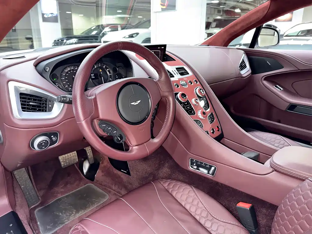 Aston Martin Vanquish 2013 6.0L