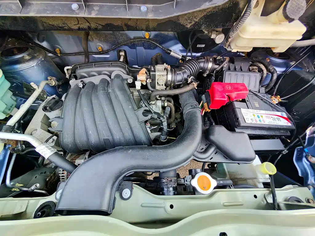 Nissan NV200 — миниатюра 20