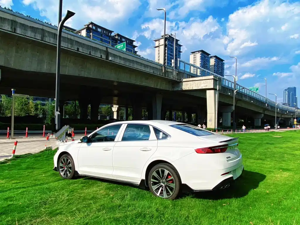 Geely Xingrui — миниатюра 4