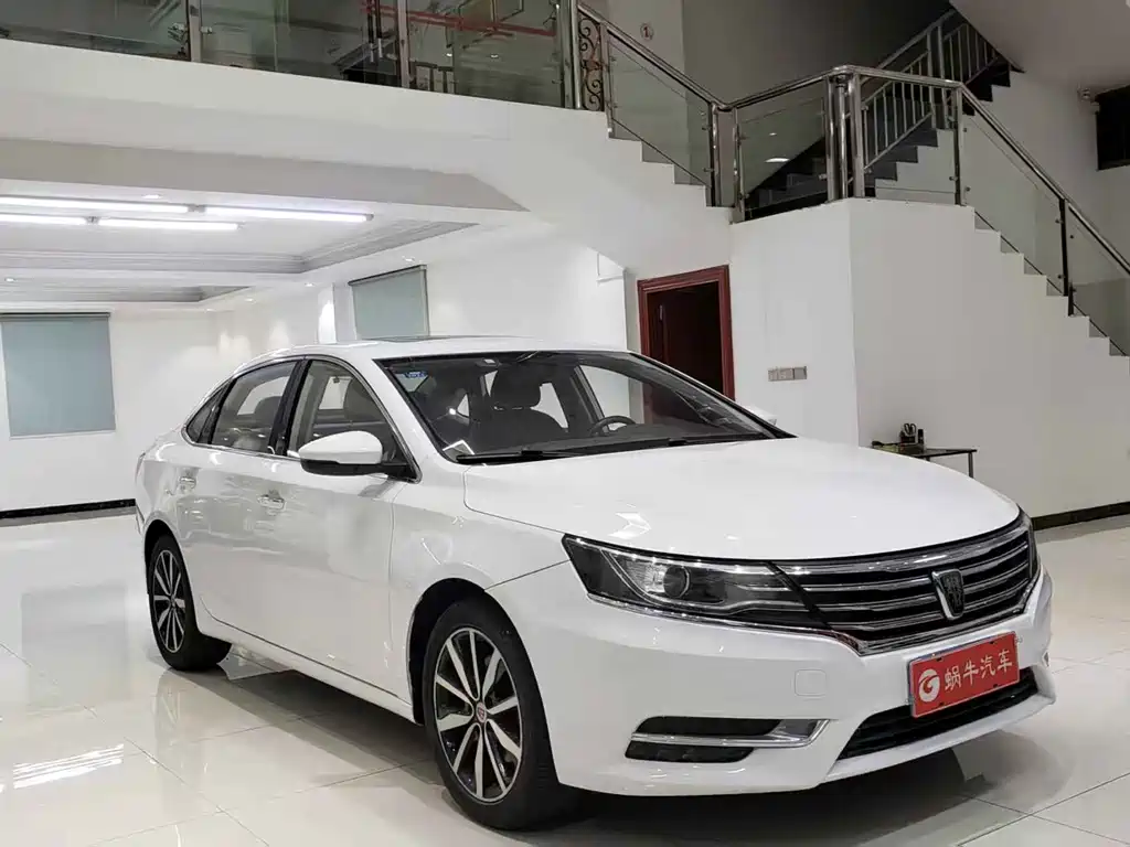 Roewe i6 Classic — миниатюра 3