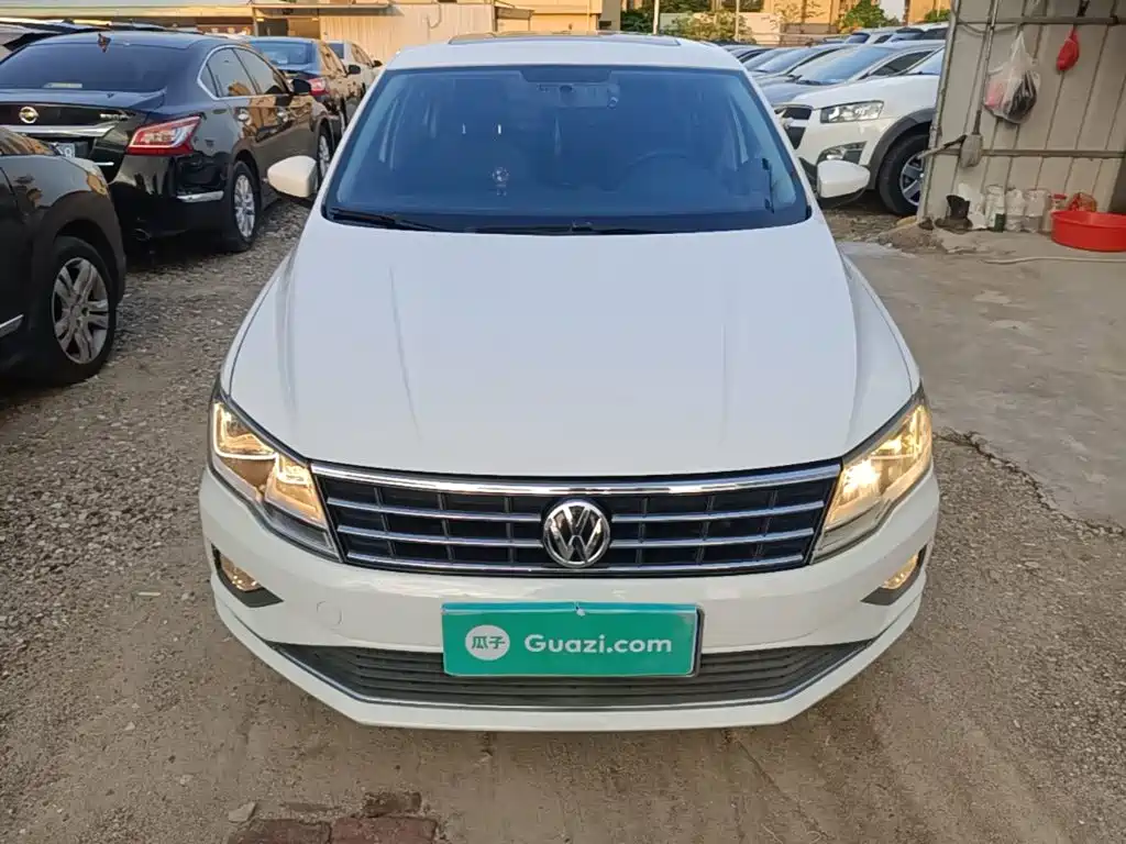 Volkswagen Jetta — миниатюра 3