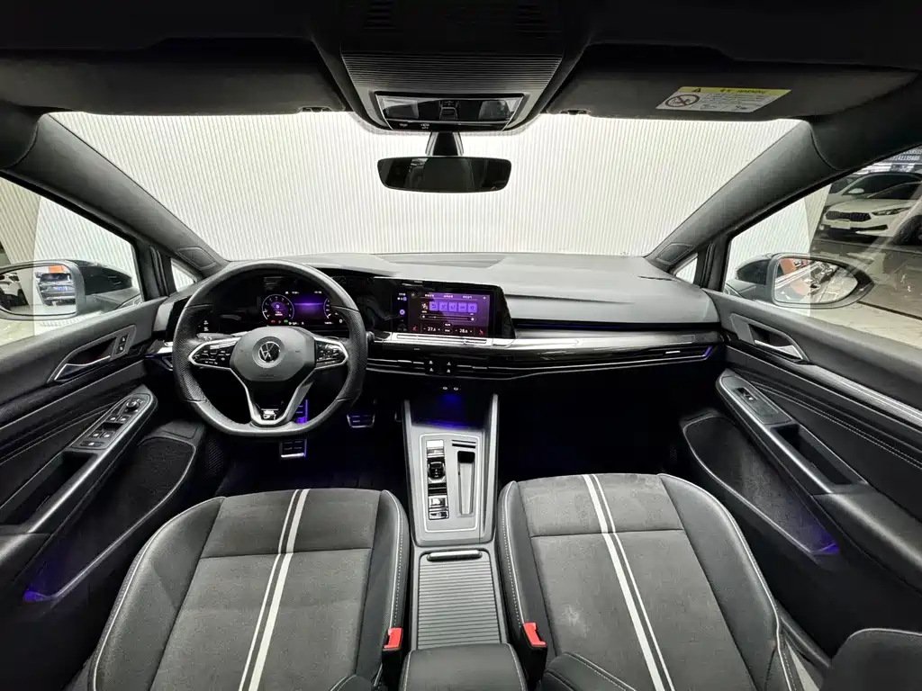 Volkswagen Golf — миниатюра 13