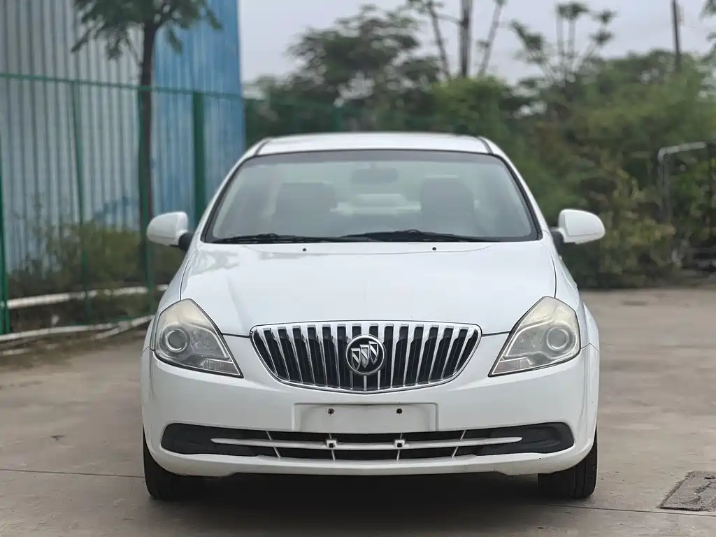 Buick Excelle 1.5L Auto Classic Type, фото 2
