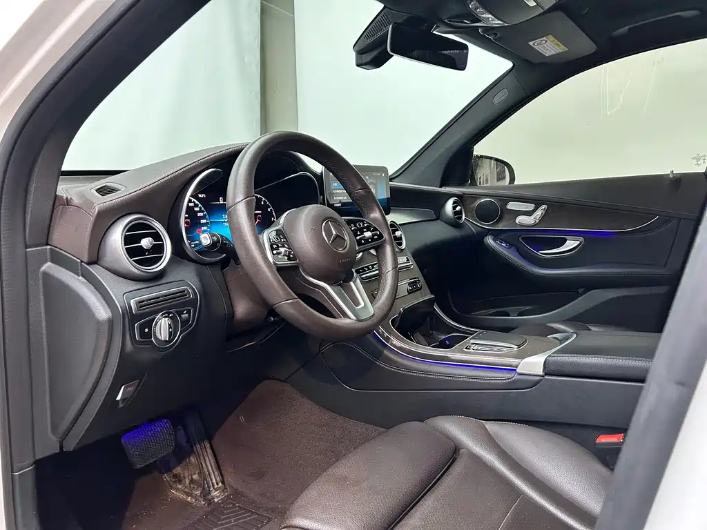Mercedes-Benz GLC — миниатюра 9