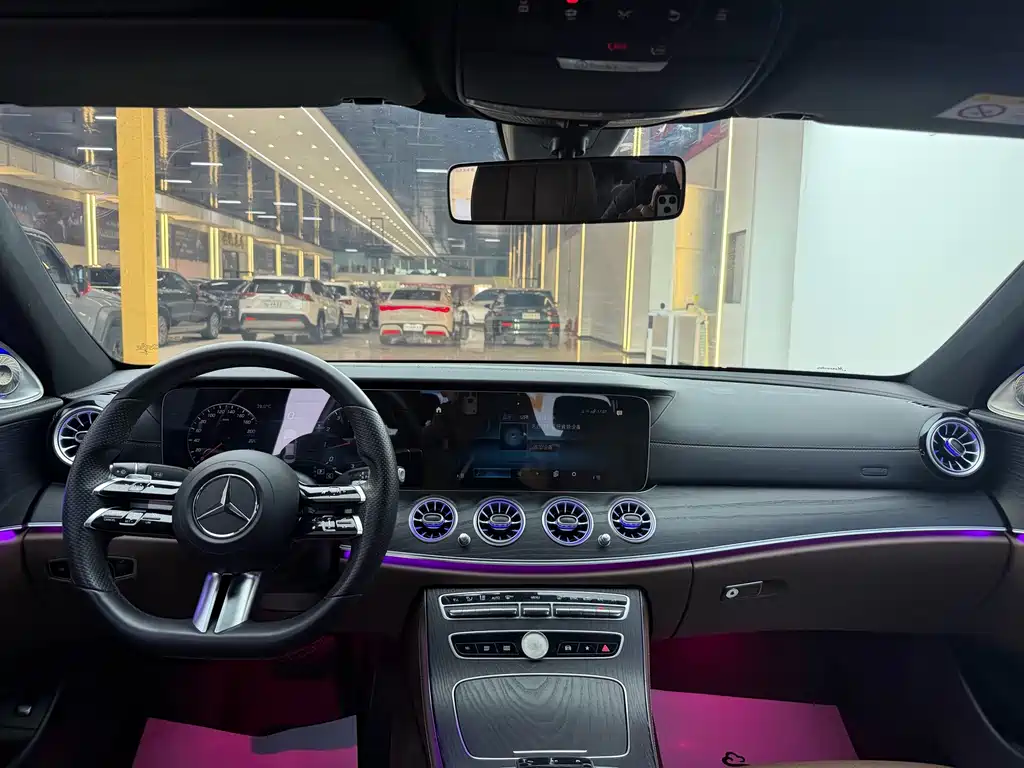 Mercedes-Benz E-Class — миниатюра 15