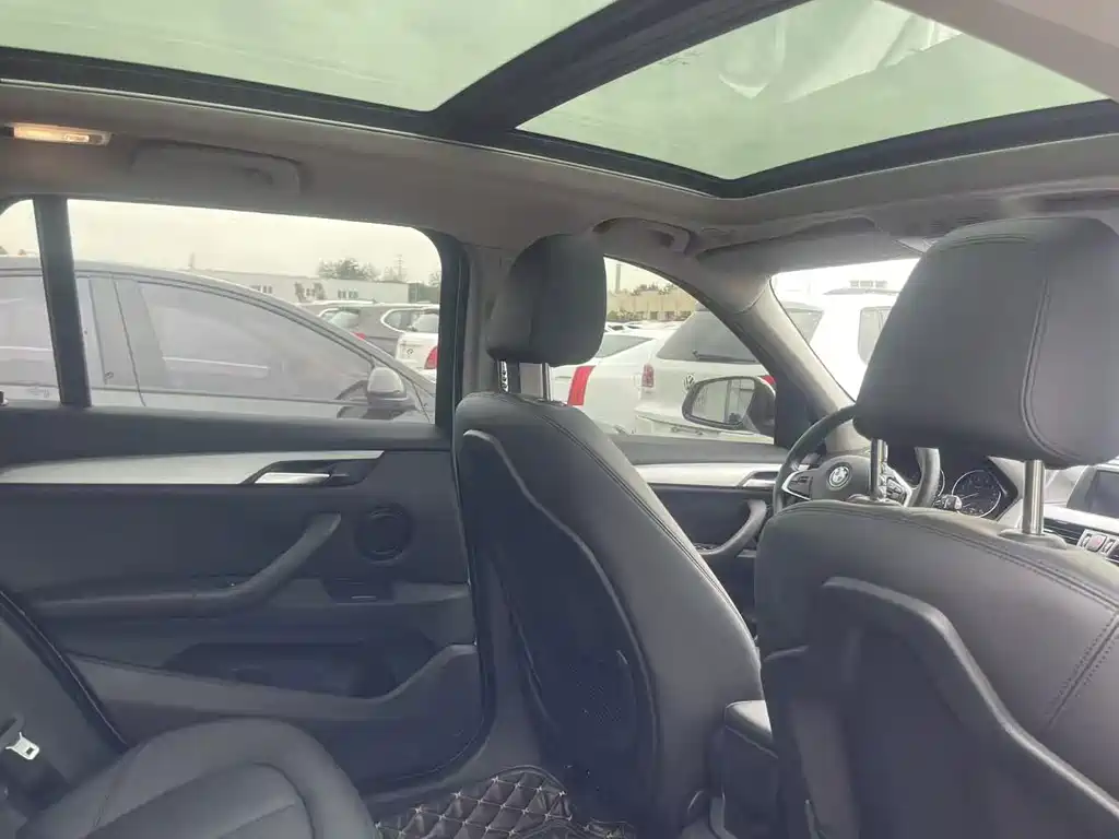 BMW X1 — миниатюра 5