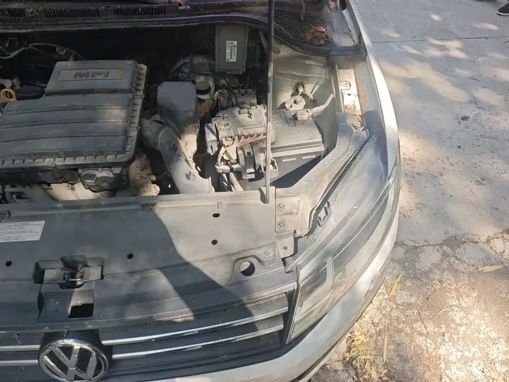 Volkswagen Santana — миниатюра 7