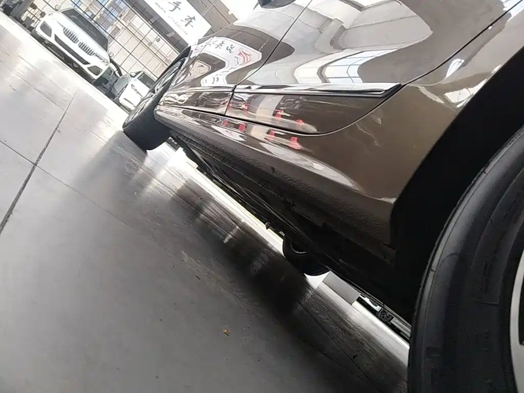 Volkswagen Sagitar — миниатюра 22