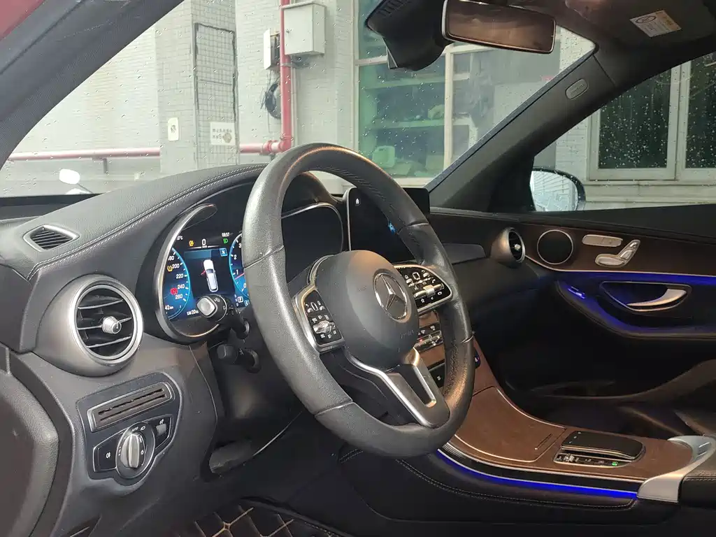 Mercedes-Benz GLC — миниатюра 9