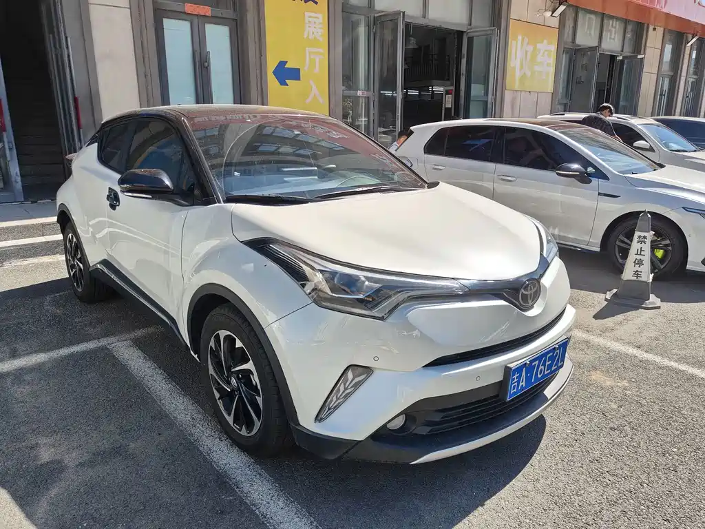 Toyota IZOA — миниатюра 3