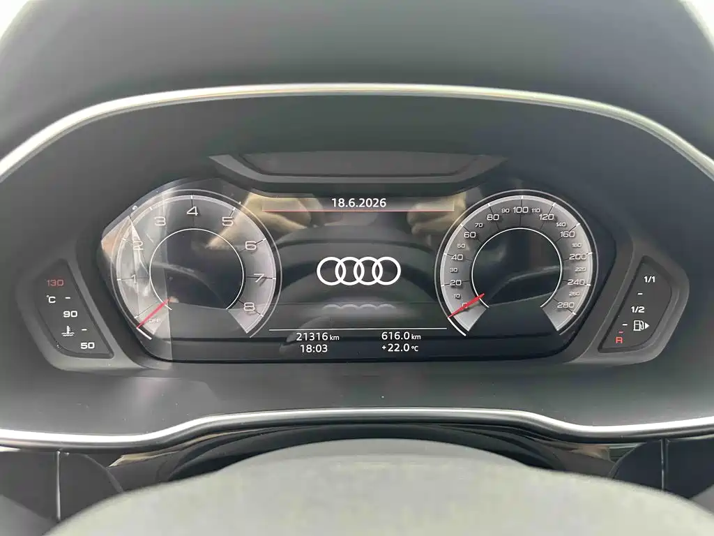 Audi Q3 2022 — фото 19