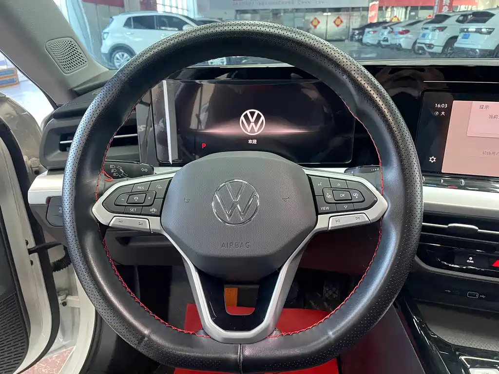 VOLKSWAGEN LINGDU