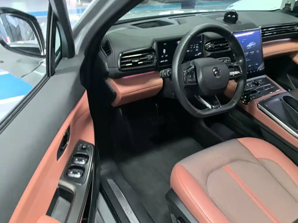 NIO EC6 — миниатюра 16