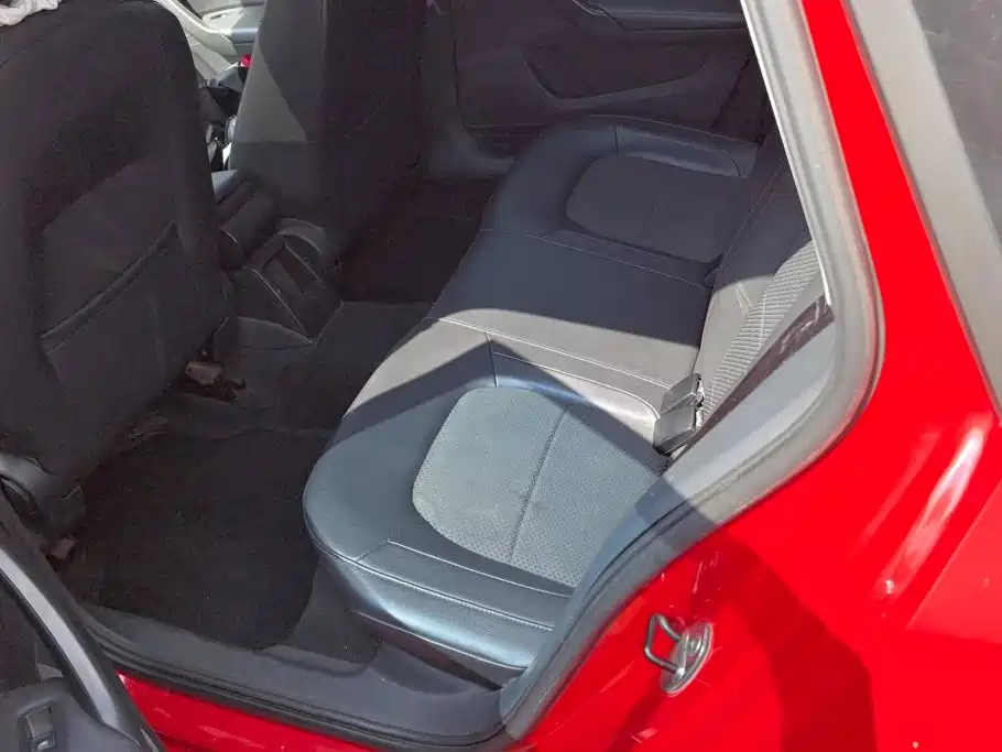 Skoda Rapid Spaceback — миниатюра 11
