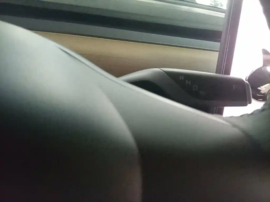 Tesla Model 3 — миниатюра 14
