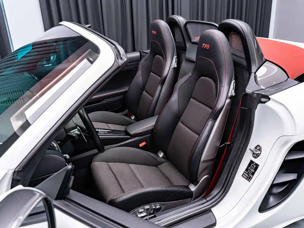 Porsche 718 2019 Boxster T 2.0T
