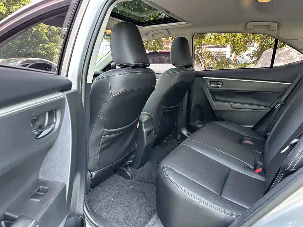 Toyota Corolla — миниатюра 14