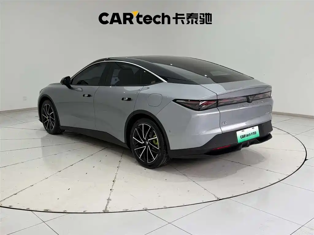 ARCFOX EXTREME FOX POLAR FOX ALPHA S5