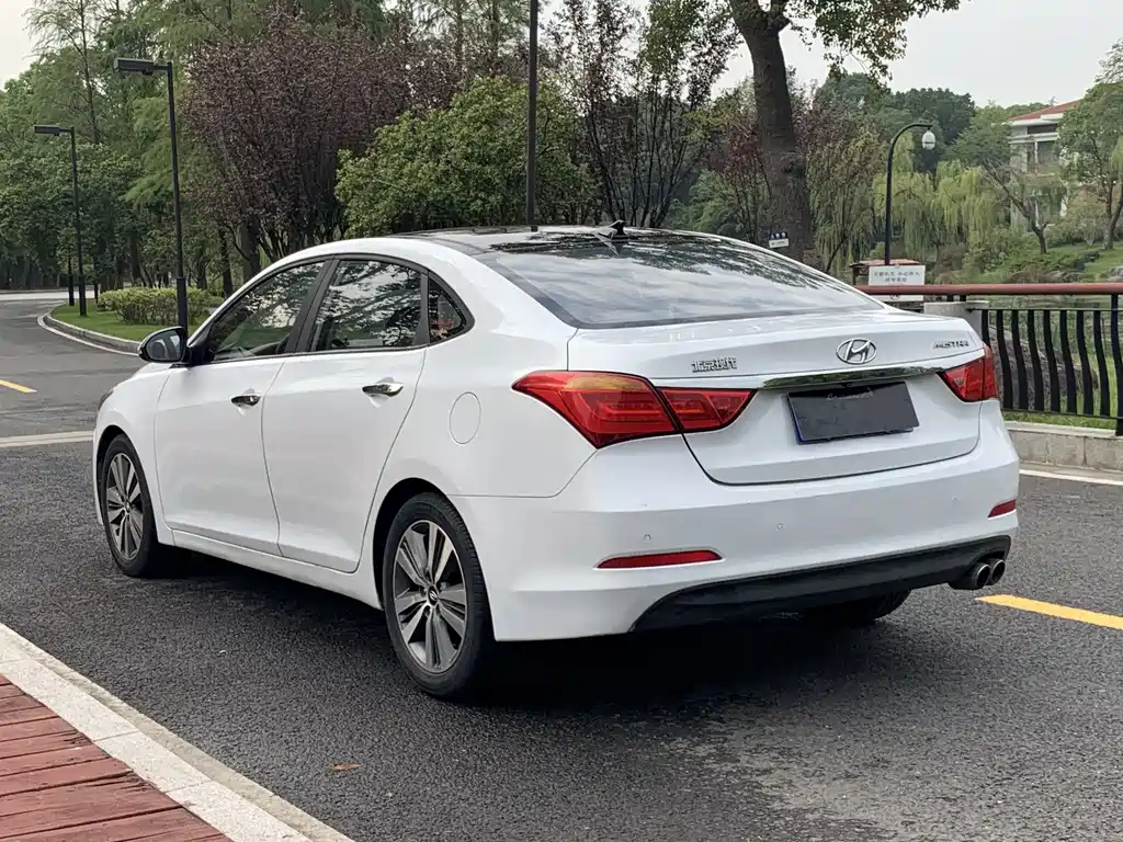 Hyundai Mistra — миниатюра 7