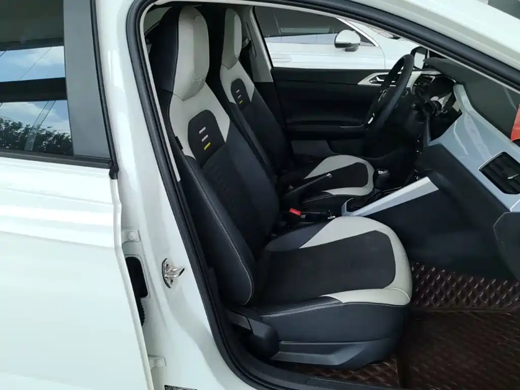 Volkswagen Polo — миниатюра 25