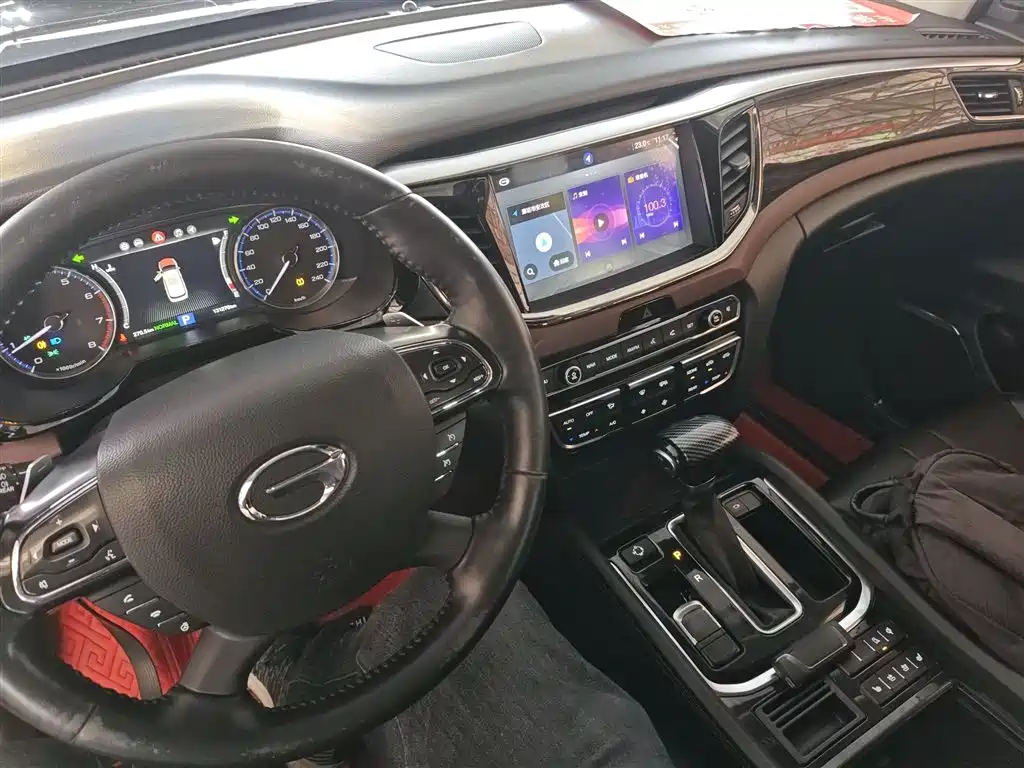 GAC GS8 2017 320T Luxury Smart Connect （ мест）