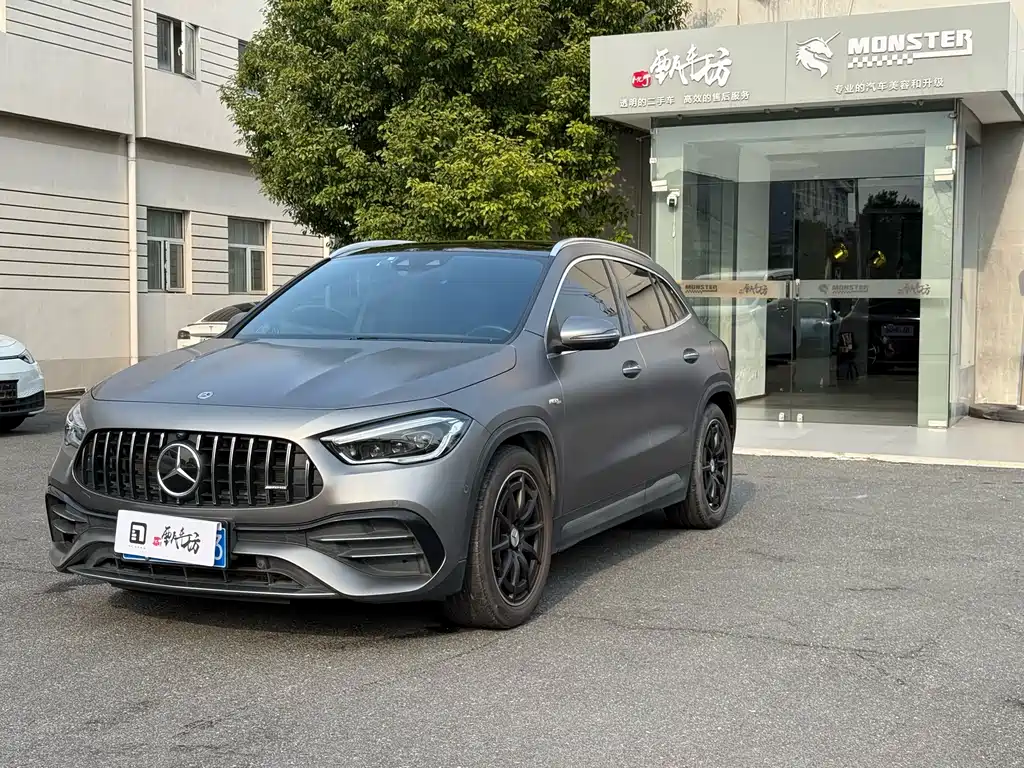 Mercedes-Benz GLA AMG 2023