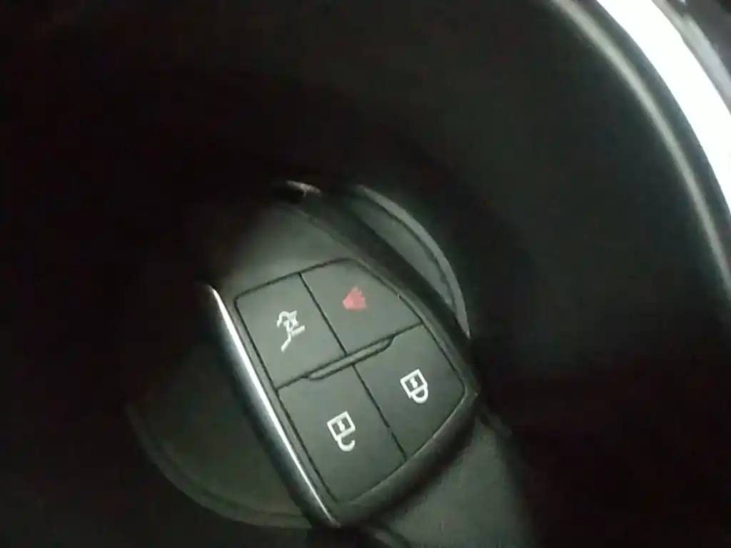 Buick Envision Plus — миниатюра 9