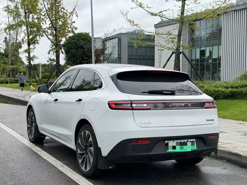 AITO AITO M5 — миниатюра 4