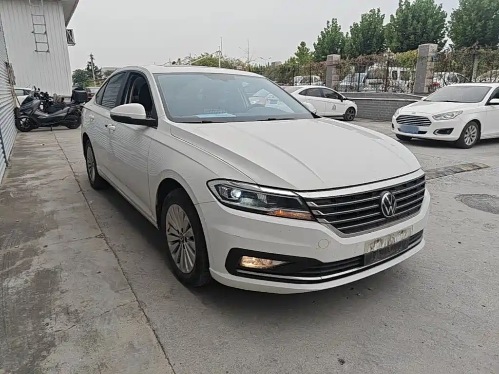 Volkswagen Lavida — миниатюра 4