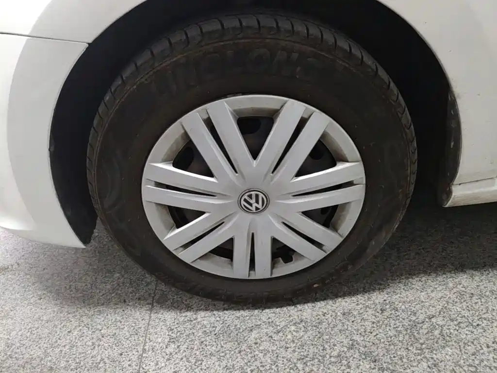 Volkswagen Polo — миниатюра 23