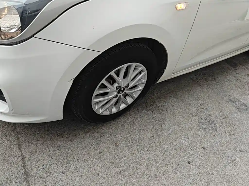Kia K2 — миниатюра 23