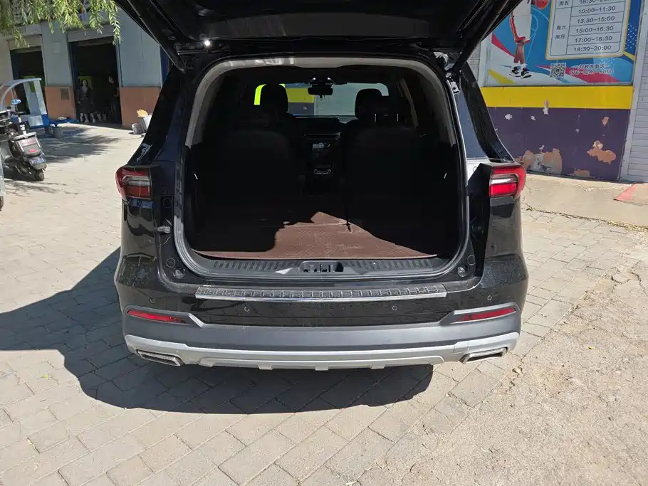 Ford Equator — миниатюра 4