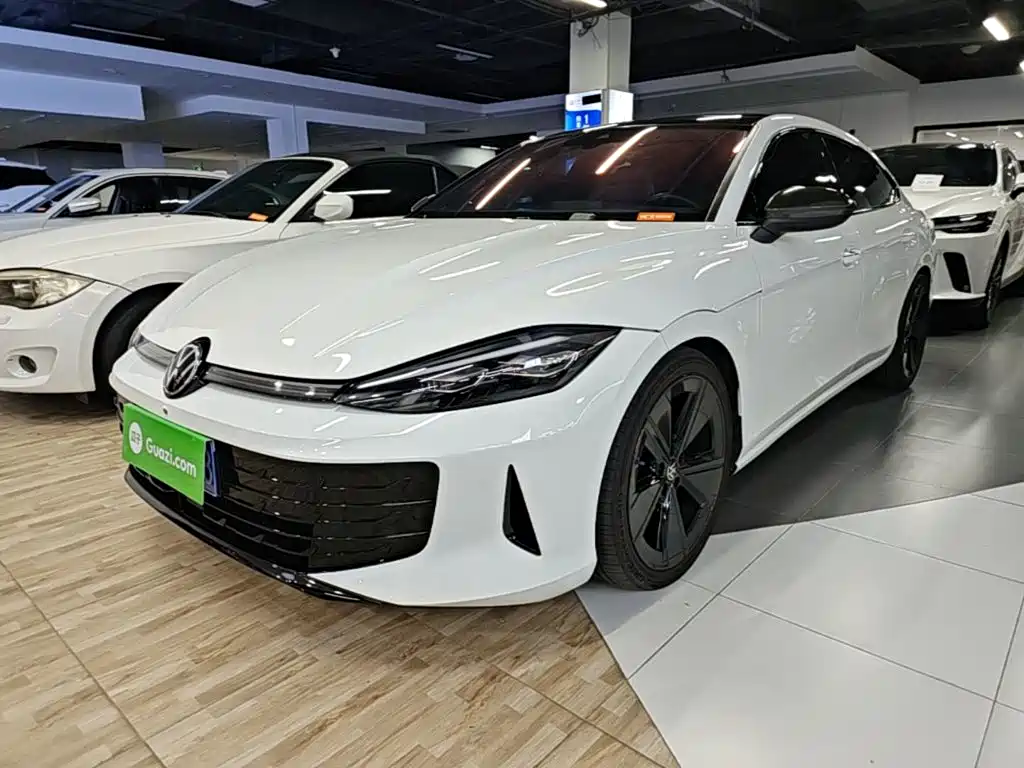Volkswagen Lamando — миниатюра 2