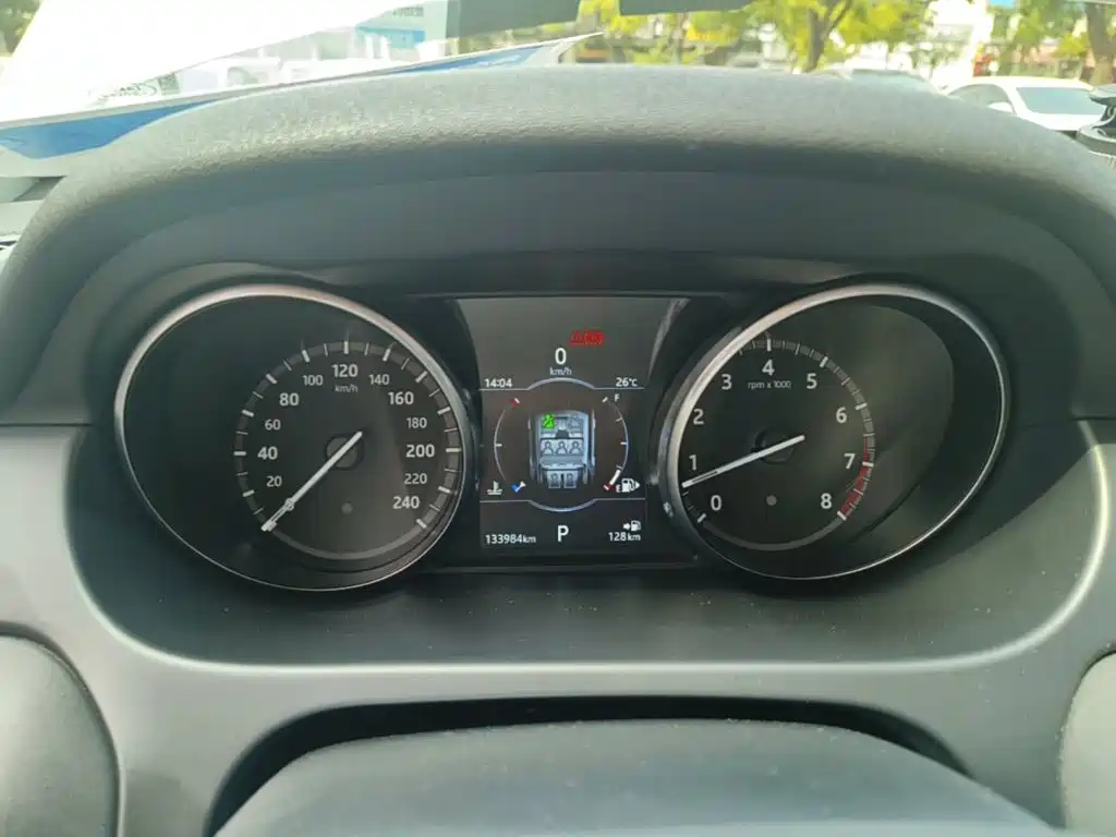 Land Rover Discovery Sport — миниатюра 12