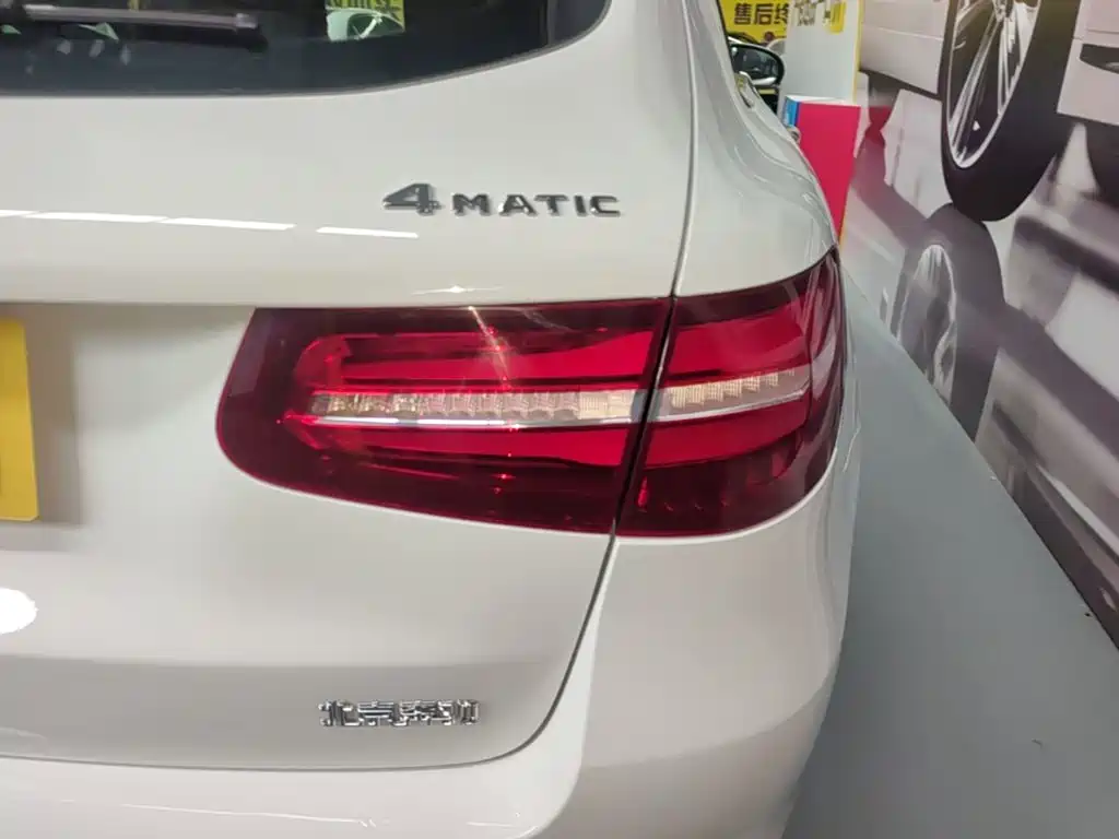 Mercedes-Benz GLC — миниатюра 8