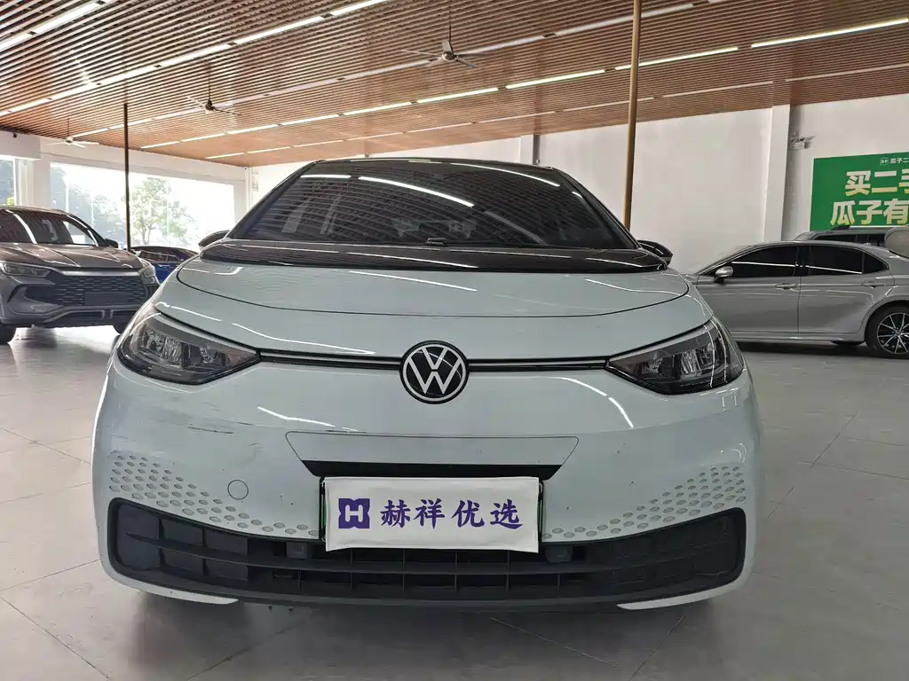 Volkswagen ID.3 — миниатюра 2