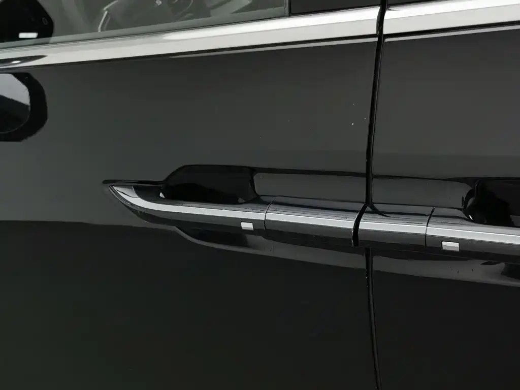 MAXUS G90 — миниатюра 18