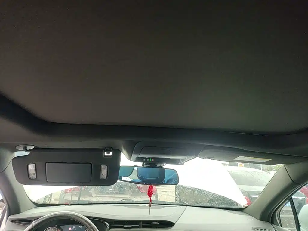 Cadillac XT5 — миниатюра 14