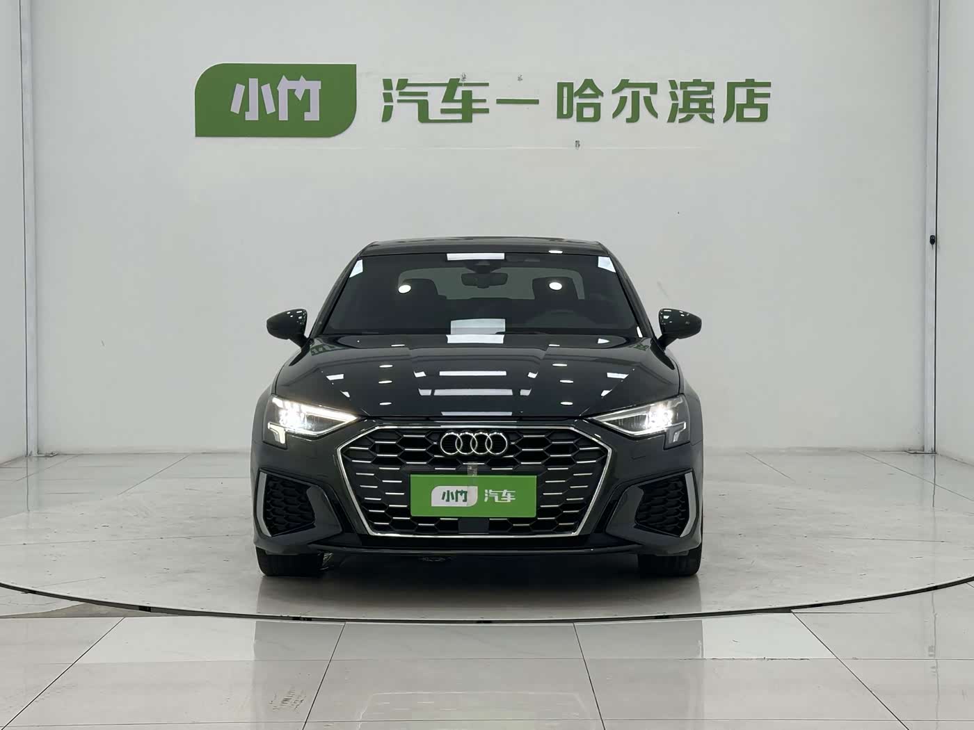 Audi A3 1.4 л 2021 г. Зелёный, пробег 27900 км