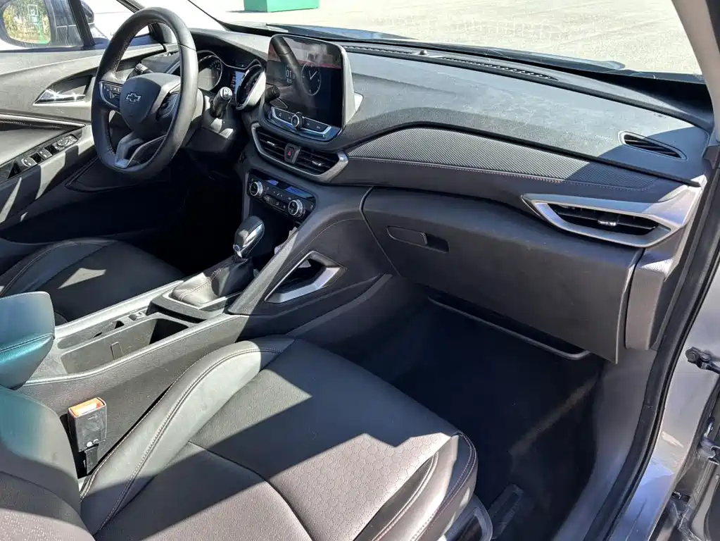 Chevrolet Volando — миниатюра 14