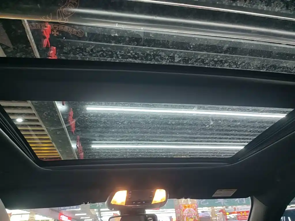 Jeep Grand Cherokee (Import) — миниатюра 18